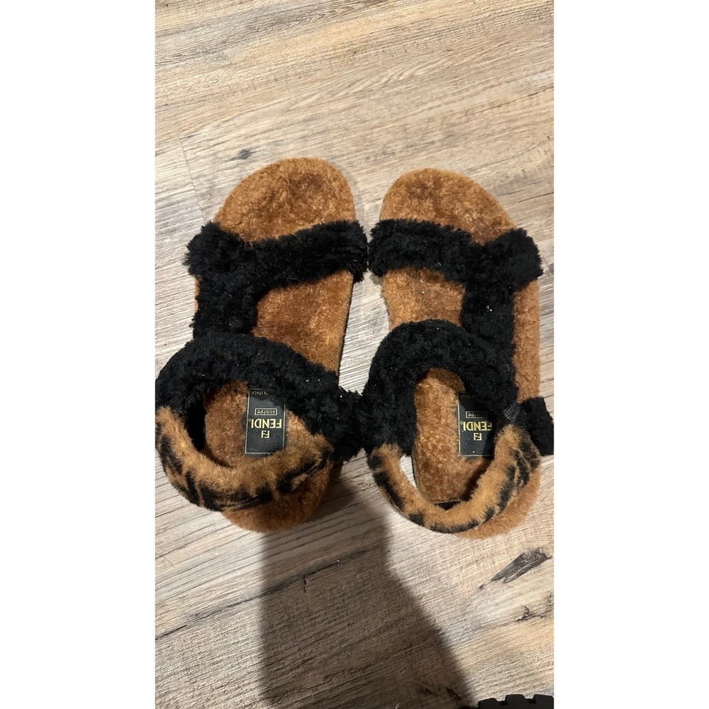 Fendi x Skims flat sandals